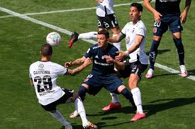 Campeonato nacional colo colo sufrirá hasta el final. La U De Chile Y El Colo Colo Igualan A Un Tanto En Un Discreto Superclasico Centro De Informes