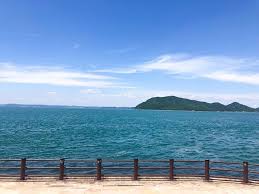懐かしさなんて意味がないのにさ コメント欄にて今の気持ち聞かせてください 風景 カメラ男子 ドライブ 青空 風景写真 自然 イマソラ 快晴 田舎 カメラ女子 フェリー 香川県 ツーリング 瀬戸内海 高松 natural landmarks nature landmarks