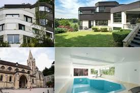 Neymar's house in barcelona neymar's home in barcelona neymar house in barcelona cool neymar jr lifestyle, net worth, salary,house,cars, awards, education, biography and family. Neymar Moves Into Incredible Five Storey Paris Mansion That Costs Astonishing 12 800 A Month And Was Once Owned By Ronaldinho
