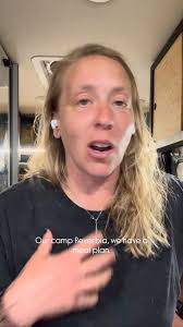 ئێوەش ئەزموونی شکۆمەندی مانەوە لە هاوینەهەواری تەواو شاهانەی Ritz-Carlton،  Nujuma کە دەکەوێتە سەر دەریای سوور لە سعودیە وەربگرن✨ حجزی مانەوەتان و  هەموو پێداویستیەکانی گەشتەکەتان لە ڕێگەی خزمەتگوزاری جیهانیەکانی مونلاین بە  ئاسانی و