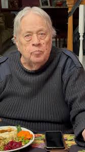 Op-Ed Happy Holidays dear friends. Hope I will see you 7/12 & 10/12. We had  a good Thanxg at my oldest Son's house poor Frodo Braggins stayed home.  home.