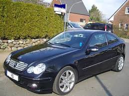 Mercedes Benz C200 Kompressor Sports Coup Photos News Reviews Specs Car Listings Mercedes Coupe Mercedes Kompressor Benz C