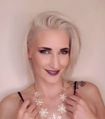 Ashley Berglund's Instagram, Twitter & Facebook