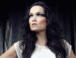 Regina rock-ului simfonic Tarja Turunen vine în februarie la București și  Timișoara