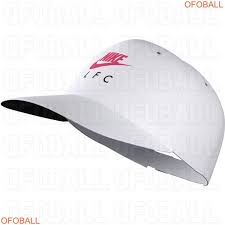 Shop from the latest collection of original liverpool fc brand products online at best prices & enjoy exclusive discounts on myntra. Photo New Leak Shows The Nike Cap Jurgen Klopp Might Be Wearing Next Season