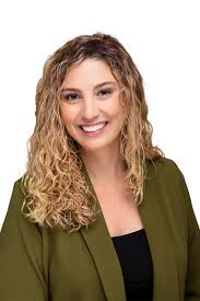 Amy Sword's Instagram, Twitter & Facebook