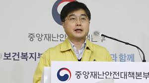 신고하세요~ 이제는 온라인으로, 계약서만 있으면. ë°©ì—­ë‹¹êµ­ ìƒˆë¡œìš´ ê±°ë¦¬ë'ê¸° ê°œíŽ¸ì•ˆ ì‹œí–‰ ìœ„í•´ì„  í™•ì§„ìž ìˆ˜ ì¤„ì—¬ì•¼