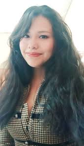 Let's start normalizing women naming their daughters after themselves. We  need some Jessica Jr's around here😭