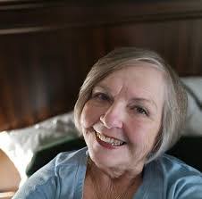 Susan Tomasek's Instagram, Twitter & Facebook