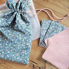 Tuto Couture Lingettes Lavables Et Pochon Pour Mes Jolis Momes Coton Demaquillant Lavable Tutos Couture Accessoires Coton Demaquillant