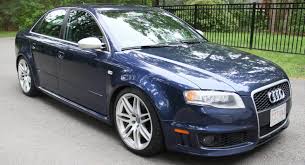 Autolak audi odtieň 5w mugelloblau metalíza je vysoko kvalitná farba na auto v spreji na opravu poškodených dielov karosérie a opravu škrabancov. Bid On This 2007 Naturally Aspirated 6 Speed Manual Audi Rs4 Carscoops