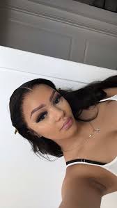 Exciting Vlogging Tips for Photography and Makeup