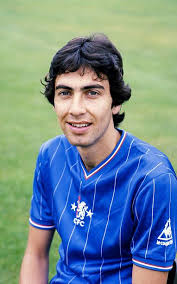 This property comprises of 2 bedrooms, 1 bathroom and an equipped kitchen. Pin On 0 Chelsea Londyn