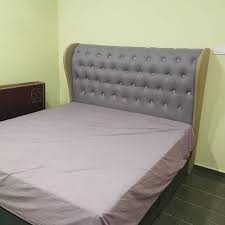 Set bilik tidur yang telah di hantar ke rumah customer,ada pelbagai jenis size almari yang boleh di pilih ye,kalau nak size kecil. Lazzaro Home Design Furniture Store In Medan Niaga Kuala Selangor