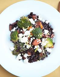 Riz Noir Venere Potimarron Brocoli Et Feta De Marco Bianchi Pour 4 Personnes Recettes Elle A Table Recette Riz Noir Potimarron Riz