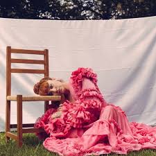 Jun 04, 2021 · mon laferte enseñó de más: Z5jg8uollilmxm