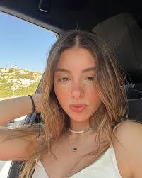 Melissa Eddins's Instagram, Twitter & Facebook