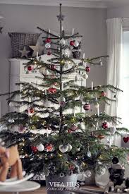 Skandinavisches Wohnen Wohnen In Weiss Shabby Chic Schwedenhaus Green Gate Cottage Garten Landhausga Weihnachtsdeko Weihnachten Dekoration Weihnachtsbaum