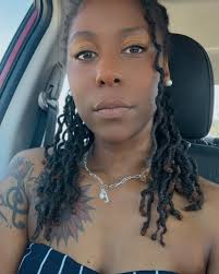 Ebony Luster (@ebb_nflow) • Instagram photos and videos