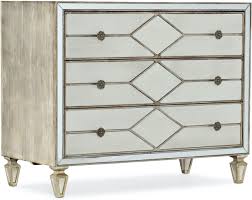 Give yourself style points with this practical and glamorous bedroom set that turns heads for all the right reasons. Hooker Furniture Bedroom Sanctuary Queen Of Diamonds Bachelorette Chest 5875 90017 95