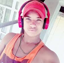 Pelea violenta en la Calle Trocha en #SantiagodeCuba termina de manera  trágica en medio de una fiesta callejera. El Periodista Independiente y  activista político Yosmany Mayeta Labrada reportó en su página de