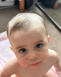 Happy 1st Birthday to my baby girl Aurora Safari. Yes this last year has  been challenging and I have never known so much pure joy! I love you ❤️😅