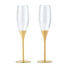 Womens styles tend to be larger and curvier. Gold Champagne Flutes With Swarovski Crystal Weddingstar