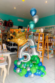 Decoracion para cumpleaños con papel y globos.decoracion con globos y guirnaldas de papel.decoracion con papel crepe, crepom o papel de sedaideas para cumple. Pin En Bouquets Gigantes