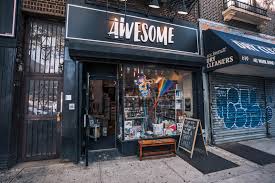 Shops, offices, warehouses and other commercial spaces invite constant traffic of people coming in and going out the front door all through the day! Amazing Brooklyn Boutiques Gift Stores In Brooklyn Your Brooklyn Guide