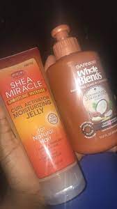 Le Plus A Jour Images Soins Capillaires Afro Astuces Soigner Ses Cheveux C Est Souvent H Cilt Bakimi Fotografcilik