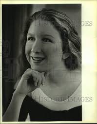 1983 Press Photo Dancer Kelli Tuck in St. Mary's Hall