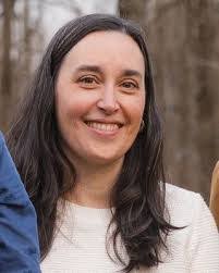 Amanda Dingman's Instagram, Twitter & Facebook