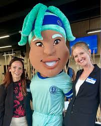 Please help us welcome our newest Psychiatrist, Dr. Magda Castillo! Take a  look at this video to learn a few fun facts about her. Welcome to the FLBHC  family, Magda Castillo!