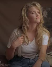 Wilson began her career as an actress after being crowned miss teen usa in 1990, playing the character of lisa fenimore on the soap opera santa barbara from april 1992 to january 1993. Bridgette Wilson Sonicwbii Wiki Fandom