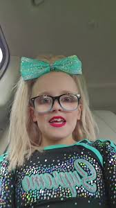 we just can't ever be serious🤣🤣🤣@Brook.cheer! #beauty #bestfriend ...