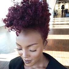 25 chic textured pixie haircut styles that are huge in 2019. What A Stylist Wants You To Know Before You Get A Curly Pixie Haircut Naturallycurly Com