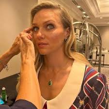 IHeartSpiridakos (@HeartSpiridakos)