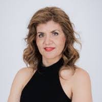 Melissa Vanhoy's Instagram, Twitter & Facebook