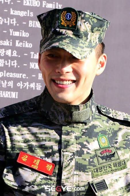 Mga resulta ng larawan para sa Hyun Bin in military"