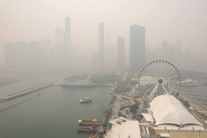 Hazardous' Canadian wildfire smoke prompts air quality warning for Chicago.  Here's what you should know. - Chicago Sun-Times