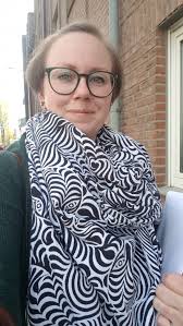 Oscha Raja Black & White