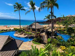 Hotel Review Sheraton Maui Resort Spa Best Hotel In Maui Hawaii The Sweetest Escapes Best Hotels In Maui Maui Hotels Maui Vacation