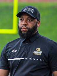 Donald Dangerfield's Instagram, Twitter & Facebook