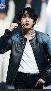 Kim taehyung, right?), tetapi saat v bts menggunakan outfit berbahan leather, aura sisi seksi dan cool dalam dirinya langsung meningkat . V Taehyung Bts Foto 43248425 Fanpop Page 3