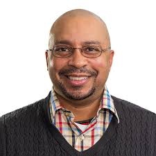 Roxy Lyons's Instagram, Twitter & Facebook