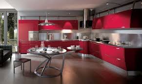 Cuisine Rouge Et Grise Qui Incarne L Idee D Une Vie Moderne Cuisine Rouge Et Gris Idee Couleur Cuisine Cuisine Rouge