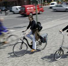 Durfen Radler Das 5x Rechtsirrtumer Beim Fahrradfahren Welt