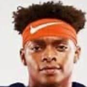 Justin Fields off and Running During Jets “Pseudo Scrimmage”