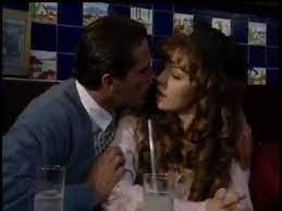 Maria La Del Barrio Capitulo 1 Youtube Telenovela Thalia El Barrio