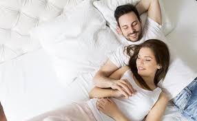 حركات يحبها الزوج من زوجته مجلة سيدتي